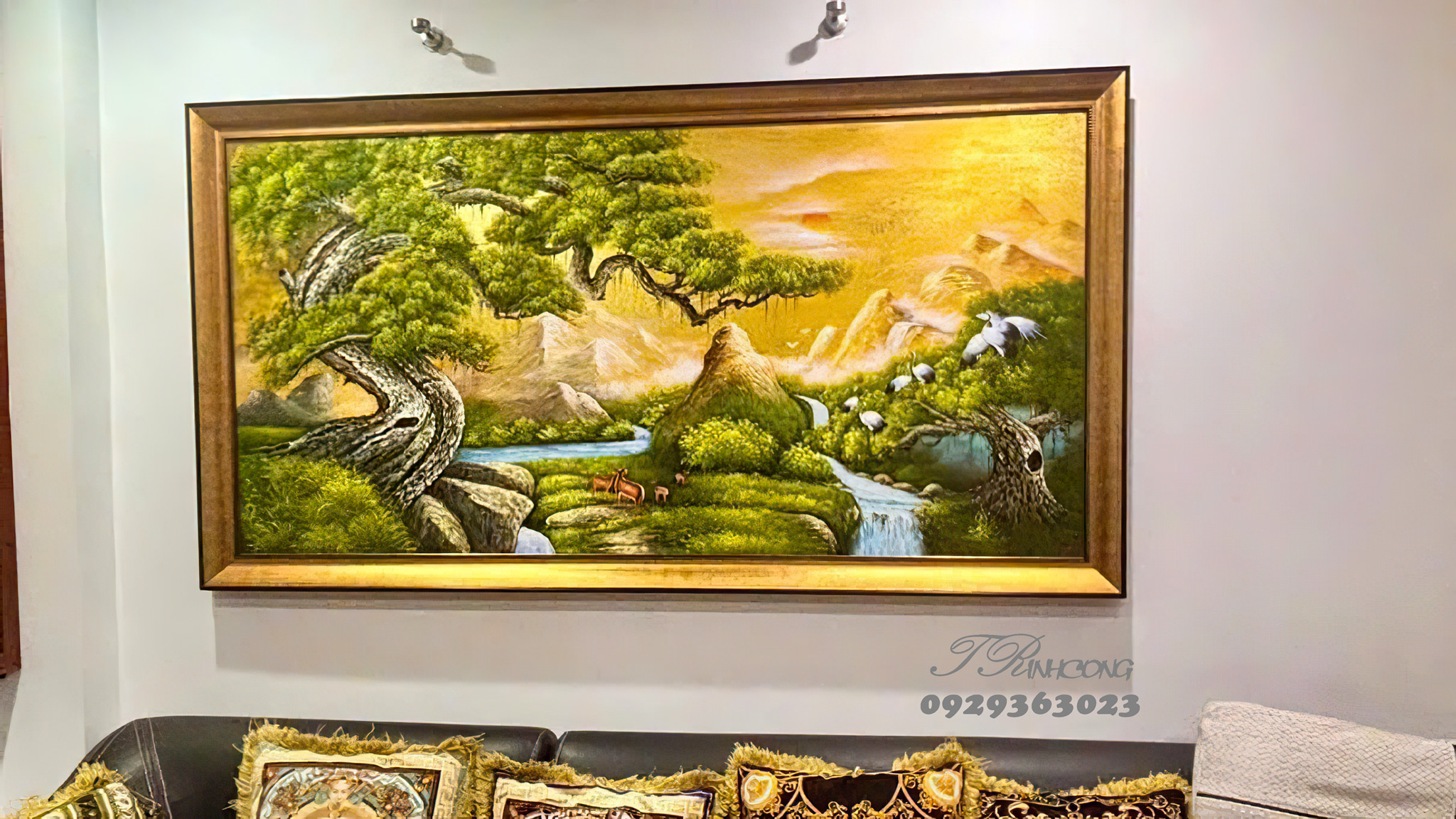 Vì Sao Một Bức Tranh Sơn Dầu Có Thể Thay Đổi Cả Không Gian Sống